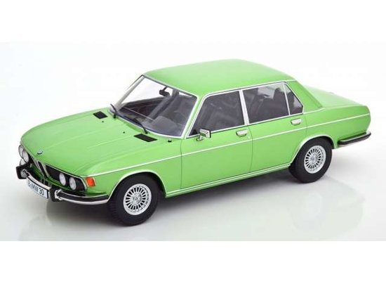 BMW - 3.0S E3 MKII 1971 light green met BMW - 3.0S E3 MKII 1971 light green met